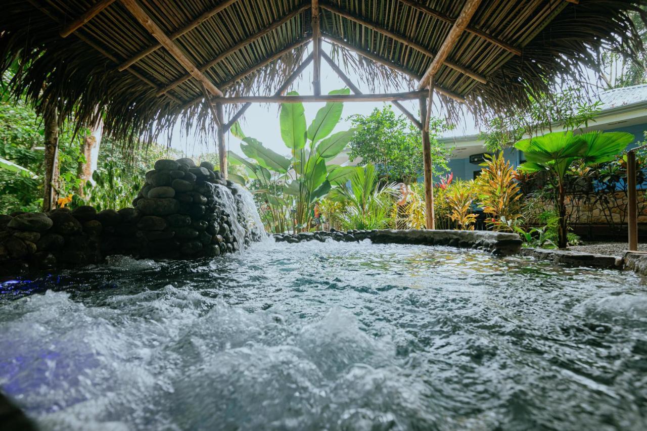 Oasis Diverse Adult Retreat Quepos Exterior photo