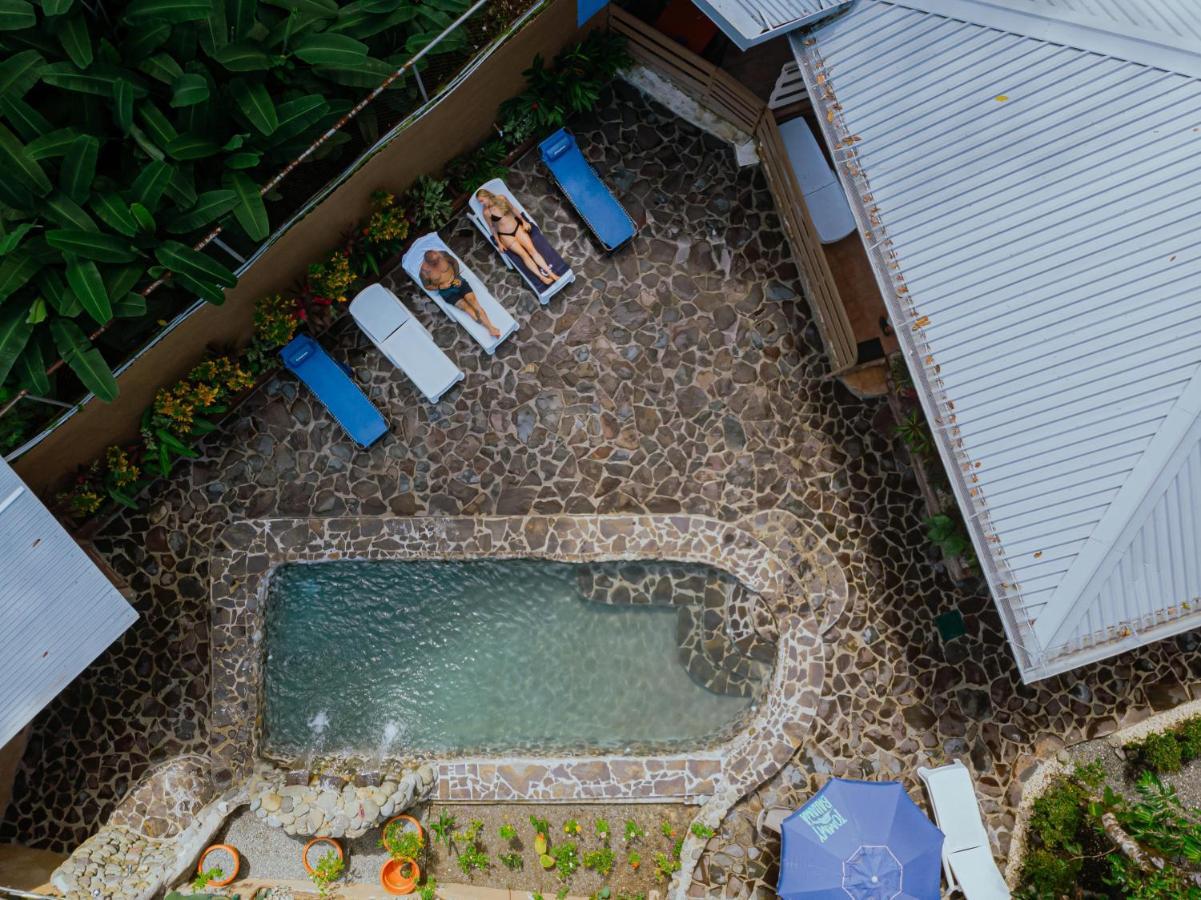 Oasis Diverse Adult Retreat Quepos Exterior photo
